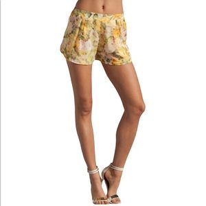 Lovers + friends Woodstock shorts floral size small
